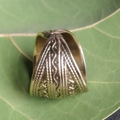 Vintage Chunky Brass Adjustable Ring Band