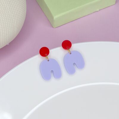 Small Squishy Arch earrings in red lilac