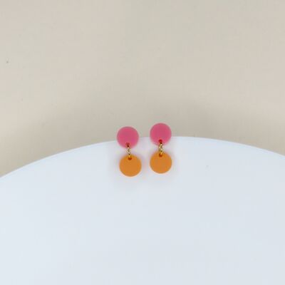 Dotty acrylic earrings in pink peach