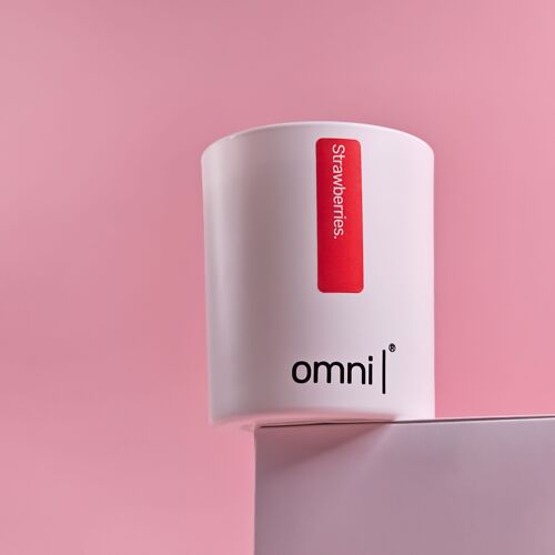 Omni Strawberries Candle - 20cl - Strawberry, Raspberry + Vanilla