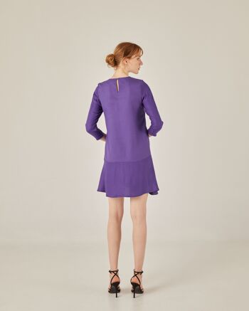 Robe courte avec volant et broderie 5