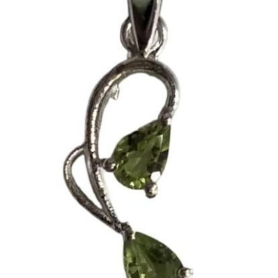 Natürlicher Peridot-Stein-Blatt-Stil 925 Silber handgefertigter Anhänger