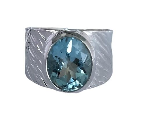 Natural Blue Topaz 925 Silver Handmade Faceted Gemstone Ring