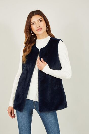 Gilet Yumi en fausse fourrure bleu marine 14