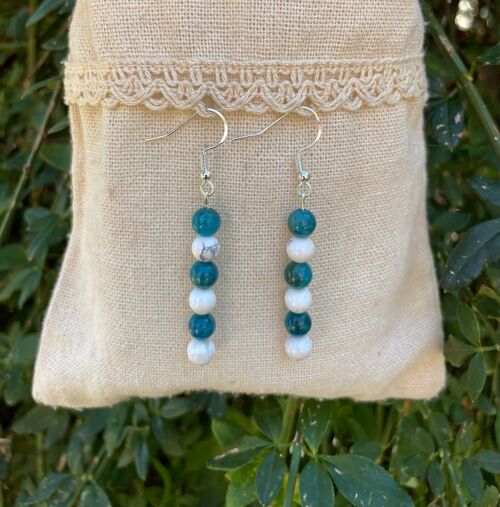 Boucles d'oreilles pendantes en Howlite et Apatite naturelle, Made in France