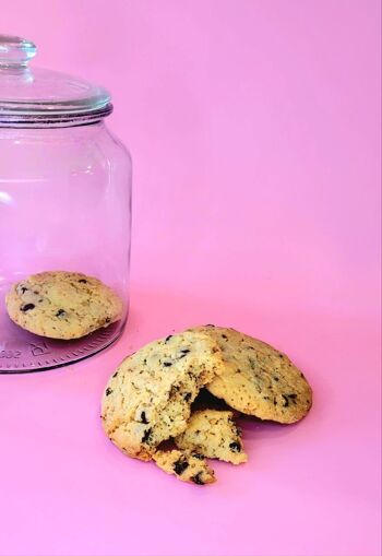 Cookies - Biscuits typiquement américains aux noisettes et au chocolat 2