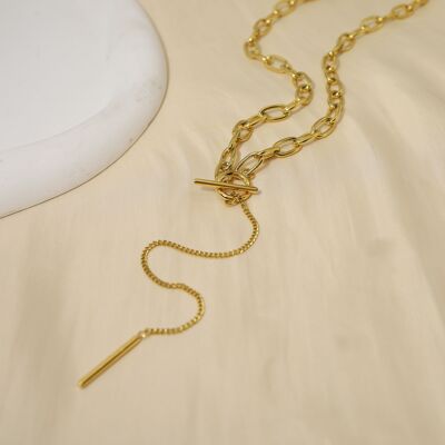 Gold link necklace with clasp and Y chain