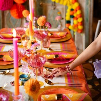 Nappe de table en papier jaune, orange et rose Diwali 6