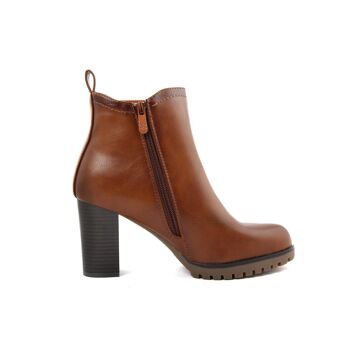 Bottines pour Femme Fashion Attitude de couleur Cuir - Hauteur du talon : 8 cm - Collection Hiver ; Article FAG_SA6200_CAMEL 3