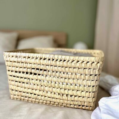 Large rectangular basket in woven palm leaves - Anna (size L)