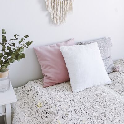 Housse de coussin en lin blanc cassé