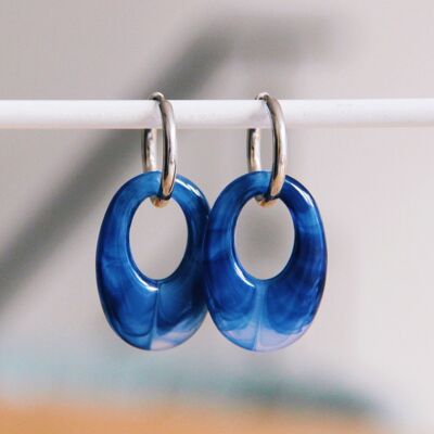 Stainless steel earring with resin drop - dark blue mixed / silver