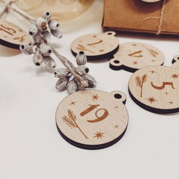 Pendentif calendrier de l'Avent en bois 24 chiffres 2