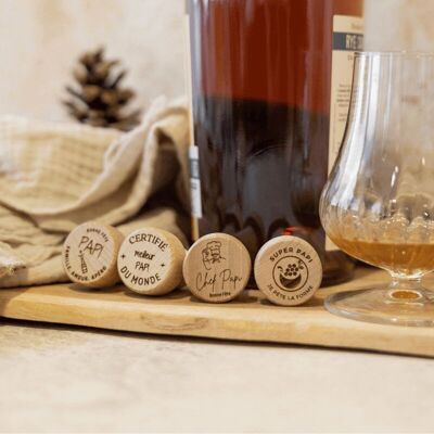 “Bonne Fête Papi” Wine Bottle Stopper in cork and wood - My Bambou
