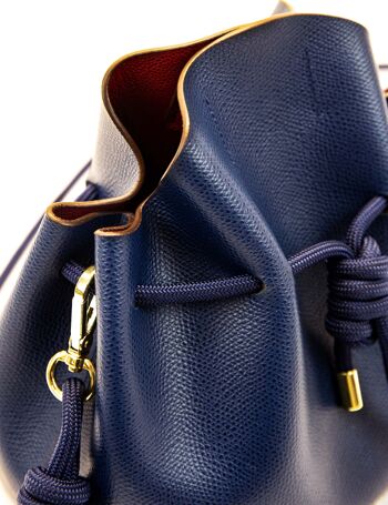 Sac seau en cuir bleu- bandoulière corde 5