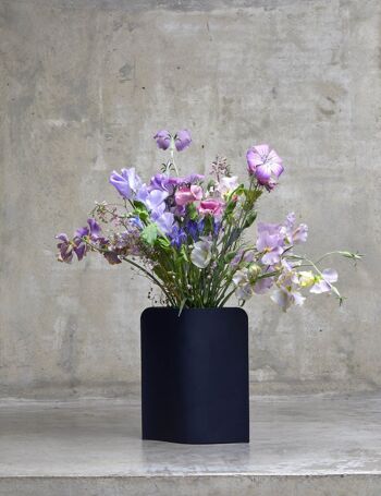 Vase en cuir - Bauhaus S Minuit 5