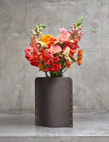Vase en cuir - Bauhaus Stellar Stone 1