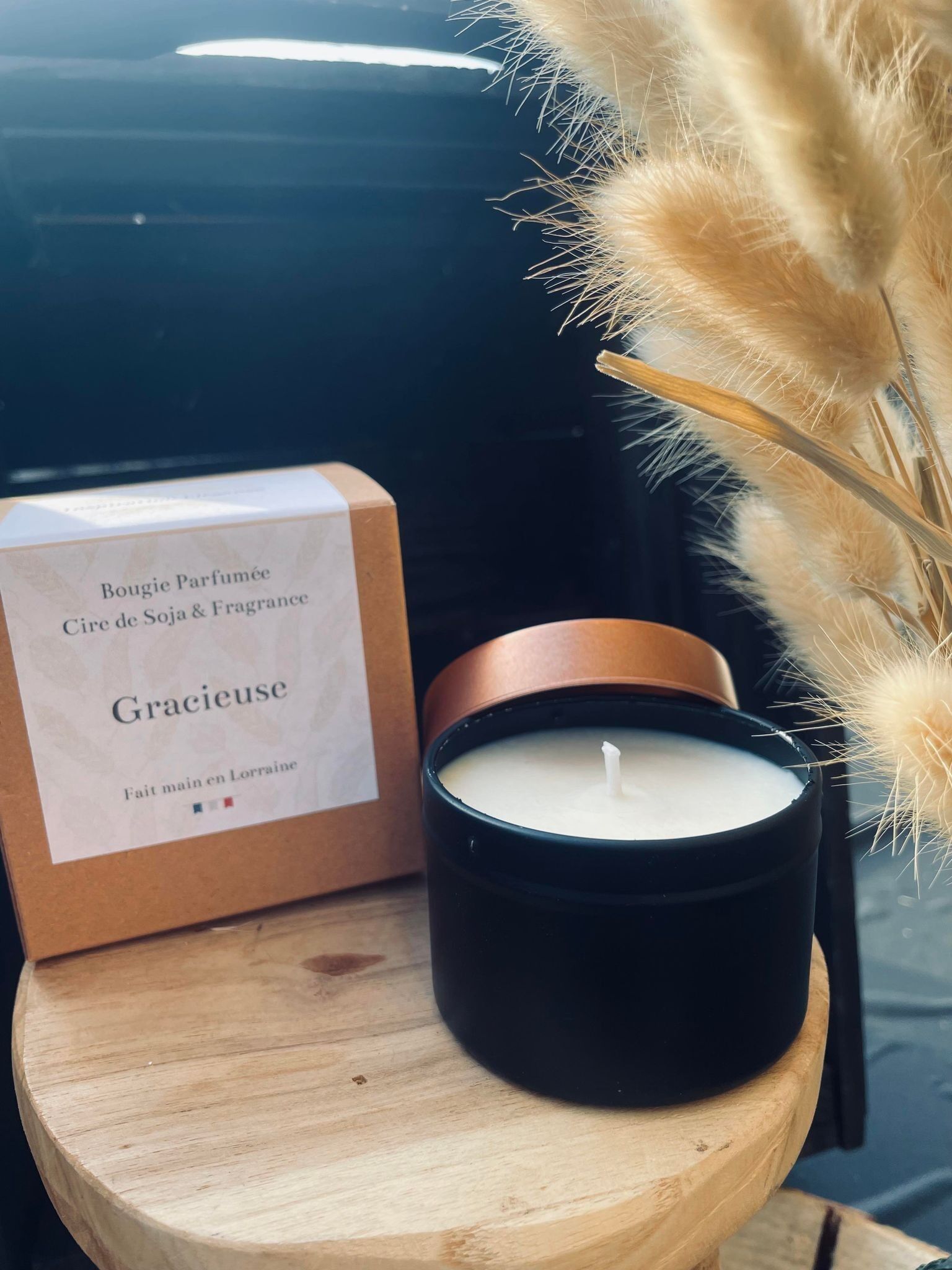 Candela profumata graziosa