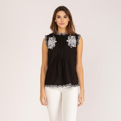 A-line blouse with black embroidery