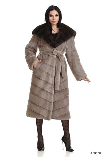 Manteau en vison à capuche en zibeline 2