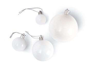 39 BOULES DE NOEL BLANCHES BRILLANTES A DECORER 2