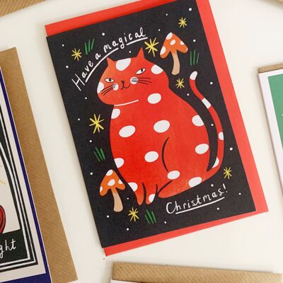 Carte de voeux de Noël de chat de champignon magique
