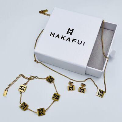 Lavish Makafui necklace set