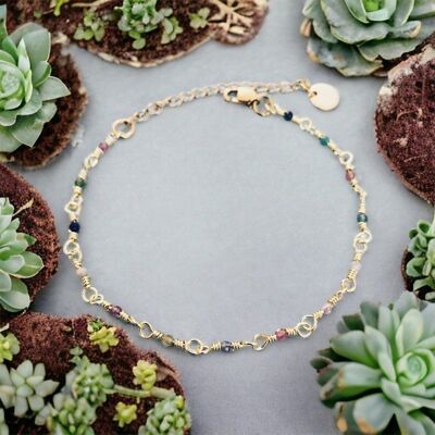Bracelet Perles Tourmalines, bracelet femme gourmette pierres naturelles magiques et chaîne plaqué or 24 k