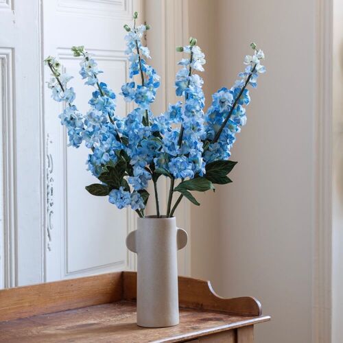 Delphinium en papier bleu