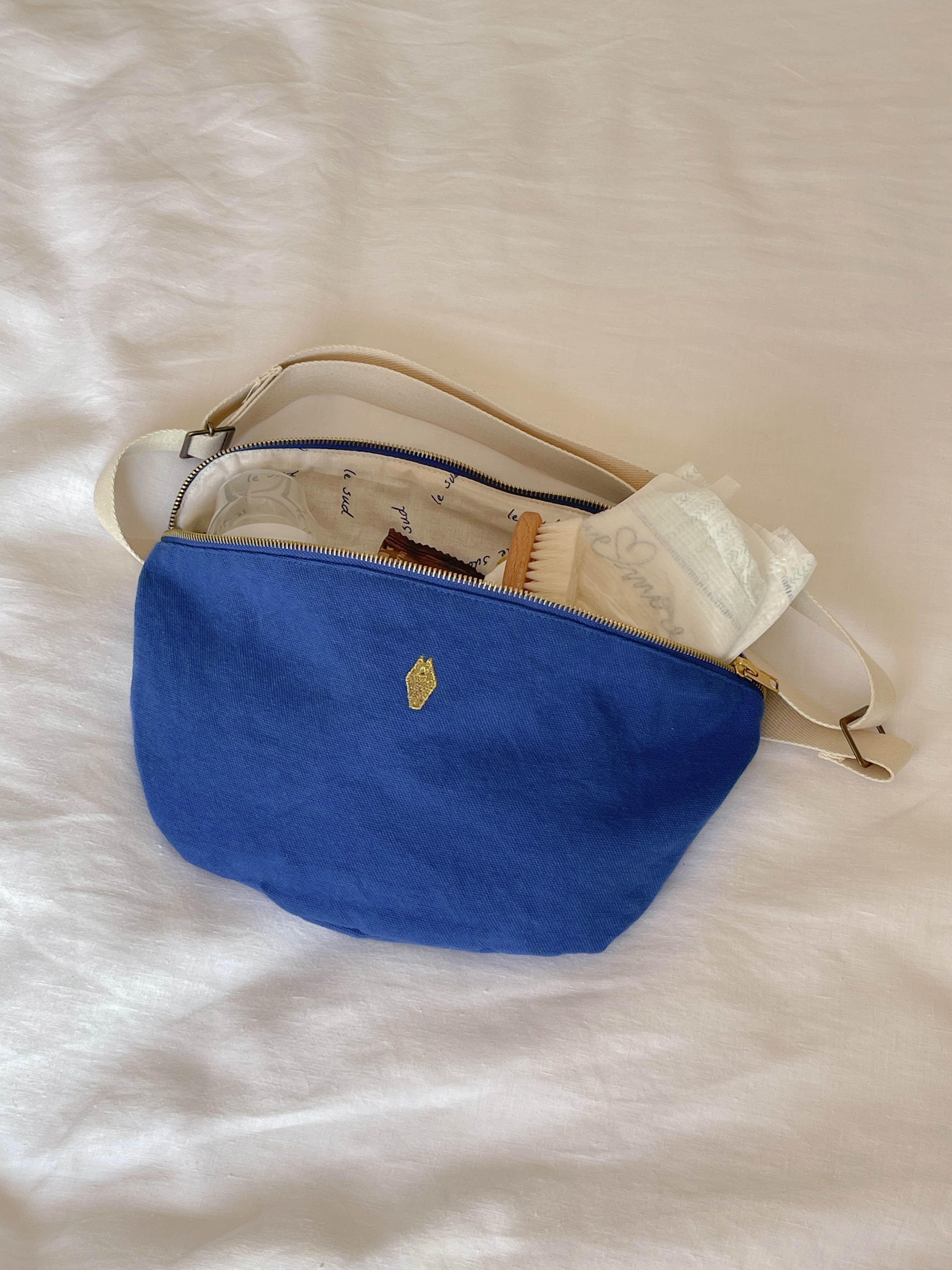 Kobaltblaue Wickeltasche – BOB