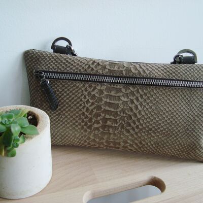 Sac en cuir beige, aspect serpent. Oscar.