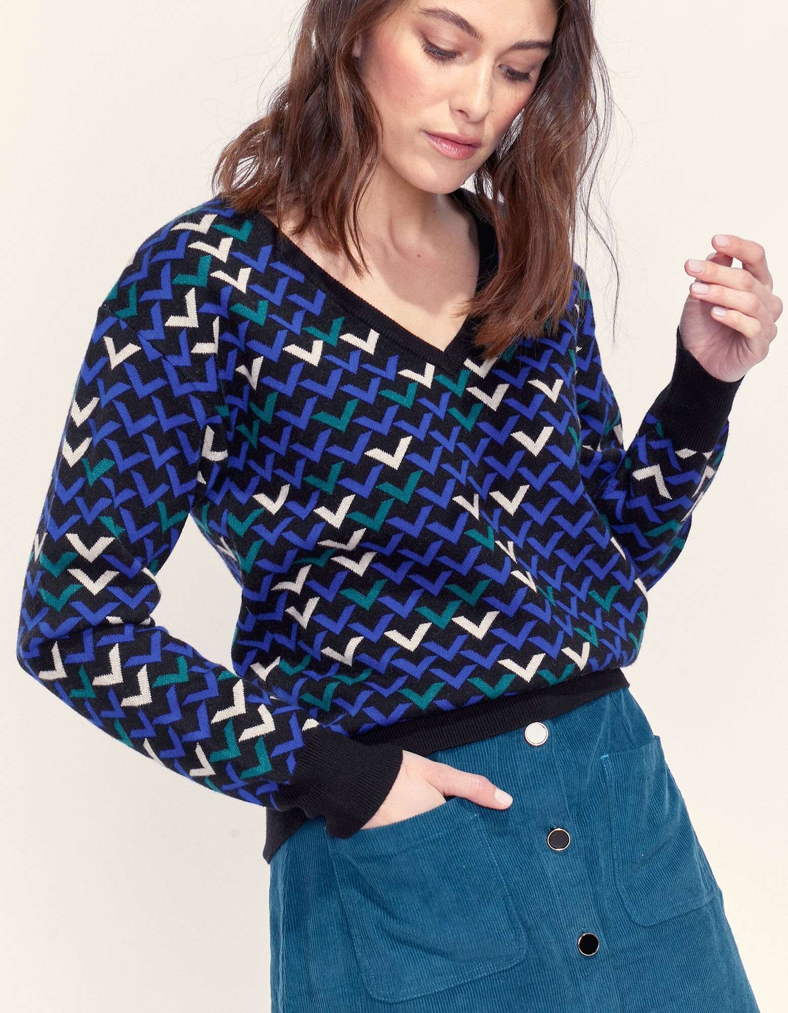 A23 JAYDEN HELIA SCHWARZER PULLOVER