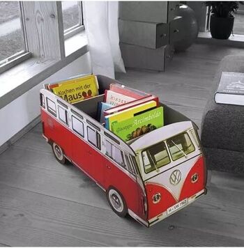 Réservez le bus VW T1 rouge | Bibliothèque en bois 2