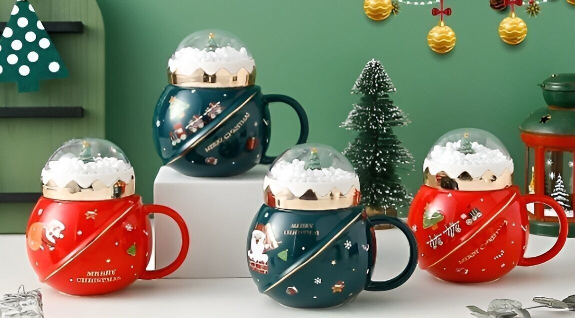 Weihnachtliche Keramiktasse 480 ml mit Schneeballdeckel DF-921
