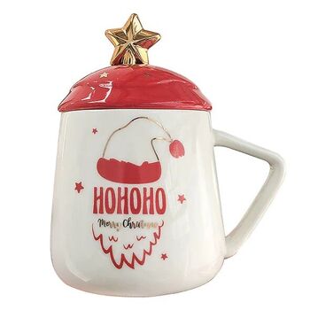 Mug de Noël en céramique avec couvercle et cuillère.  Disponible en 2 modèles.  Dimension : 7.8x8.8 cmDF-924 2
