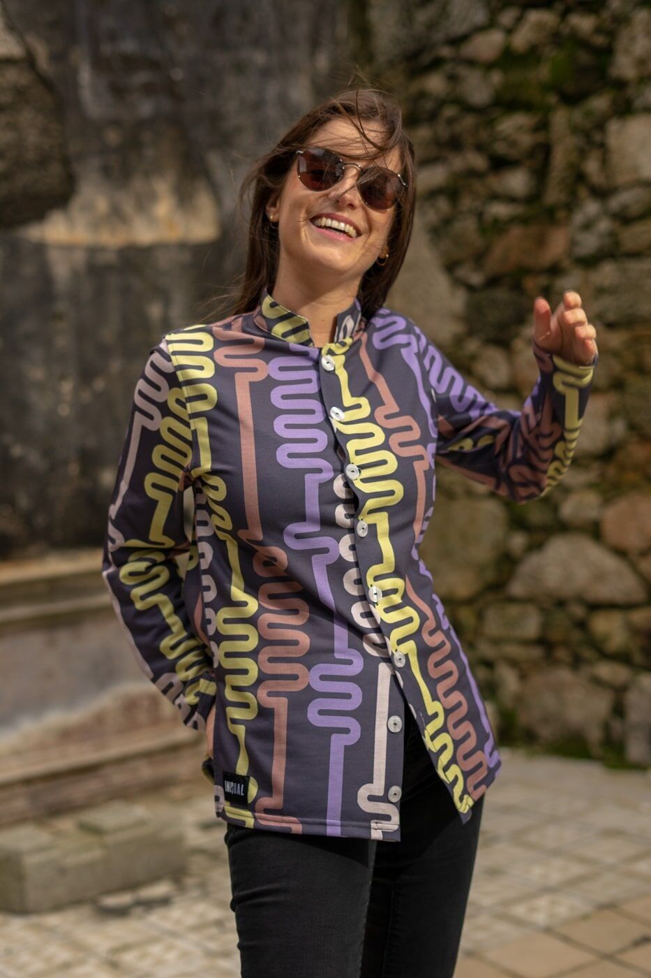 Gray plush shirt with multicolor print and mandarin collar