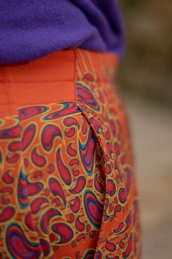 Pantalon palazzo orange en peluche à imprimé cachemire 5