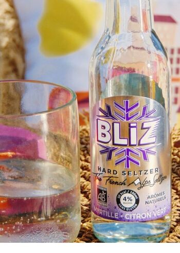 BLIZ Hard Seltzer saveur Myrtille - Citron Vert 2