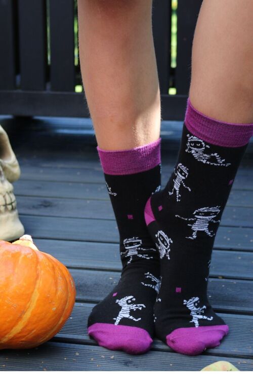 MUMMY black halloween socks