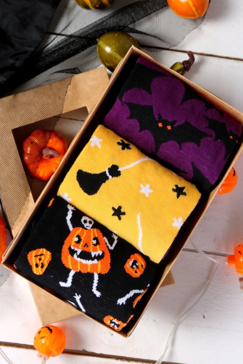 Joyeux Halloween Bannière Créative Dessin Animé Mignon 3d Halloween Citrouille Fantome Pierre Tombale Chauve Souris Araignee Concept Halloween Illustration Vectorielle 302982 2431