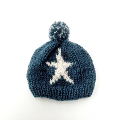 Cappello con stella lavorata a maglia per bebè 0-6 mesi