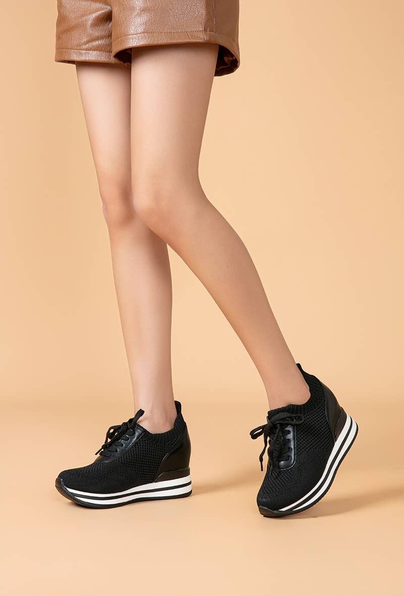 Buy wholesale Wedge sneaker HQ352