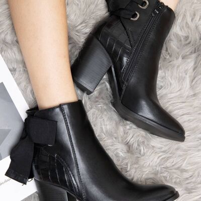 Heel ankle boot with bow - F5817