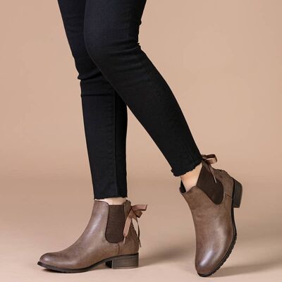 Chelsea ankle boots with bow at the back - F916