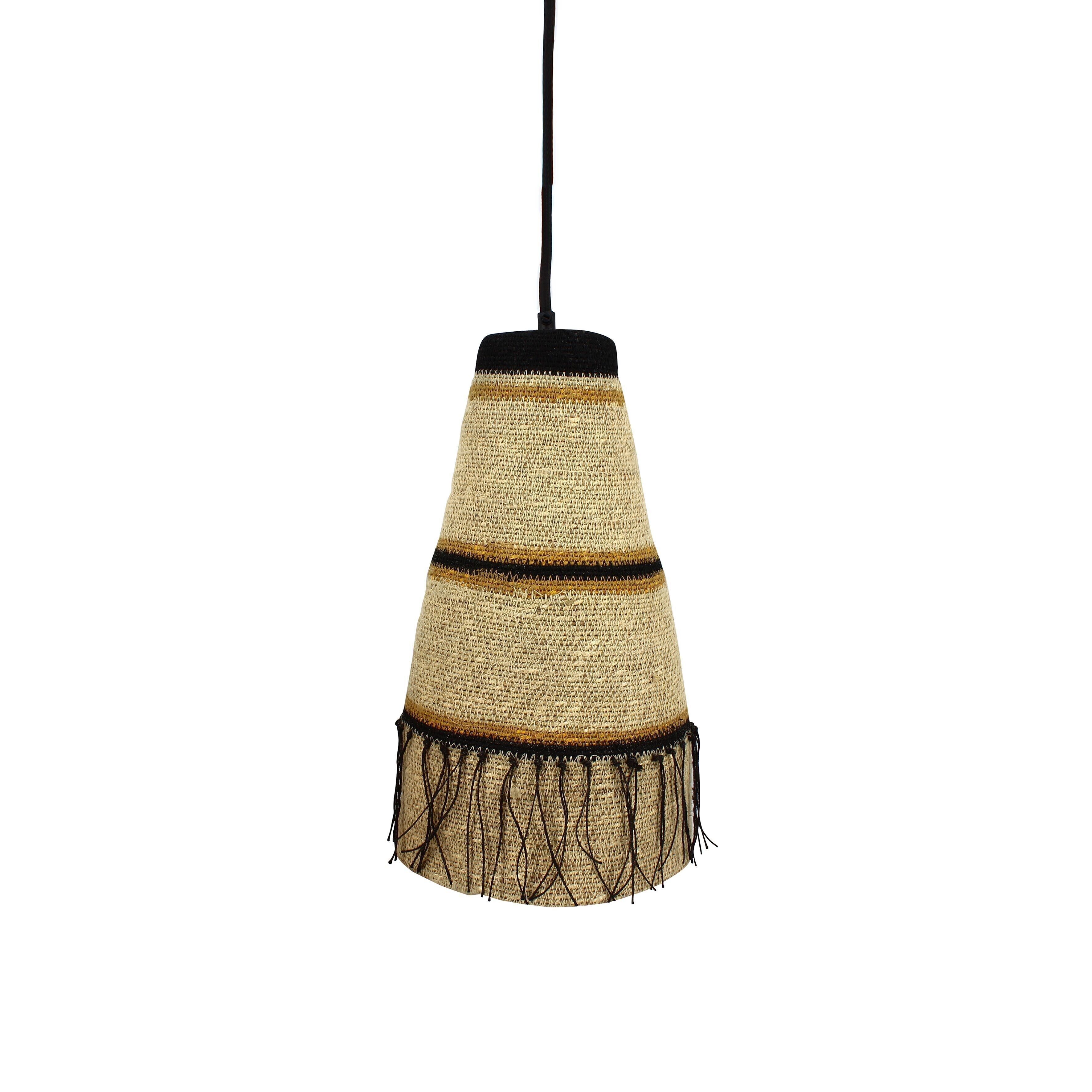 COLGANTE DE HIERBA MARINA NATURAL CON FLECOS NEGROS HECHO A MANO 22XHT40CM TOBAGO