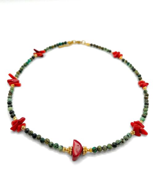 Collier en pierre naturelle de Turquoise Africaine, corail rouge & perles plaquées or - Fait main - Ravage