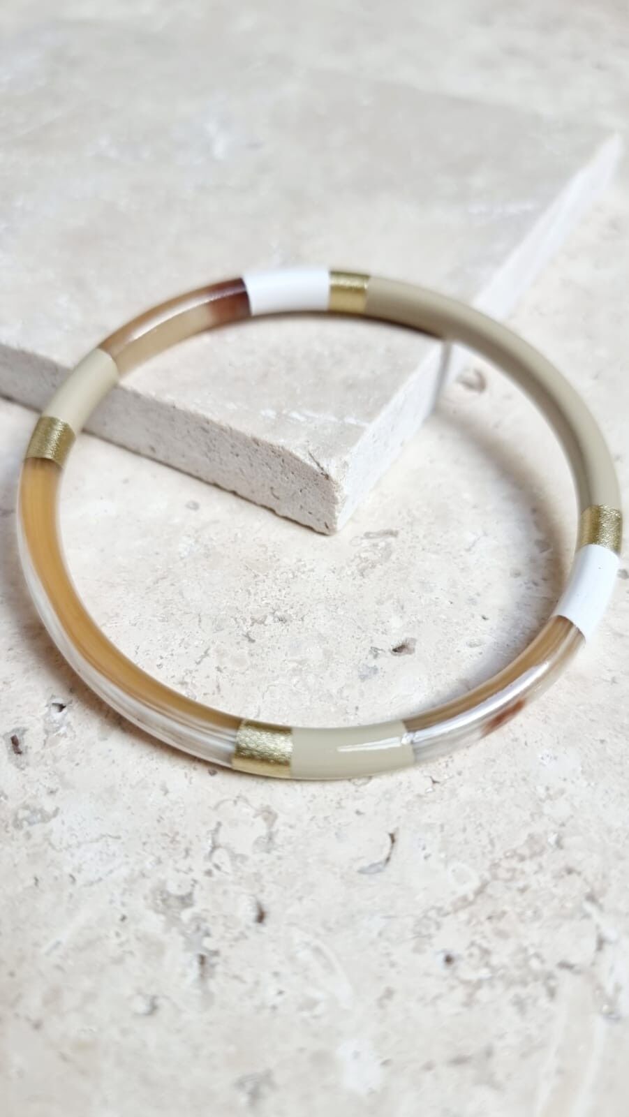 Armreif aus Horn – Cala-Modell von Le Coin Sauvage – 5 mm