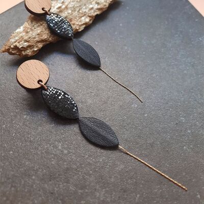 Black Iris Earrings - (made in France) in solid beech wood and leather