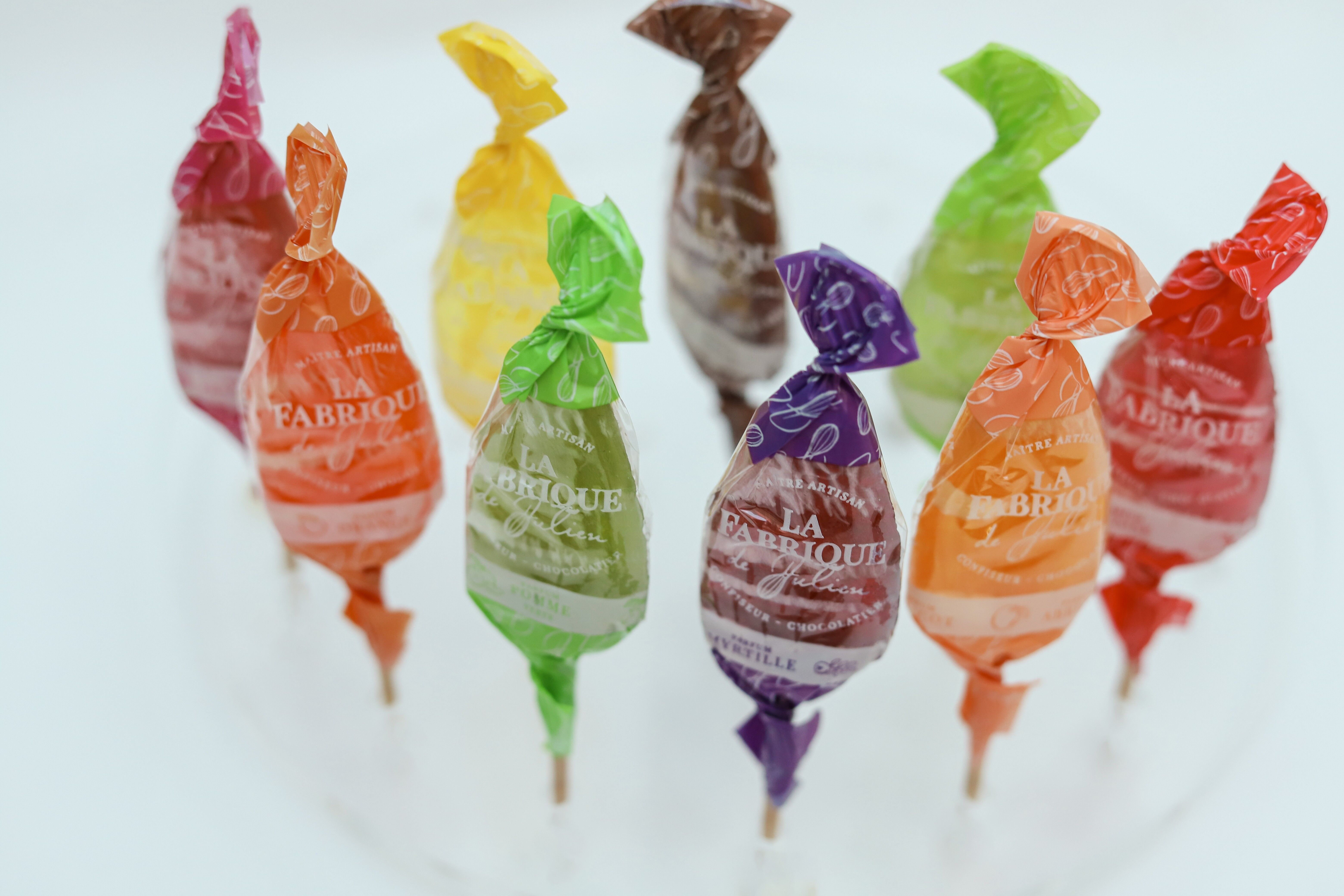 55 handgefertigte Lutscher mit Erdbeergeschmack – 825 g – La Fabrique de Julien