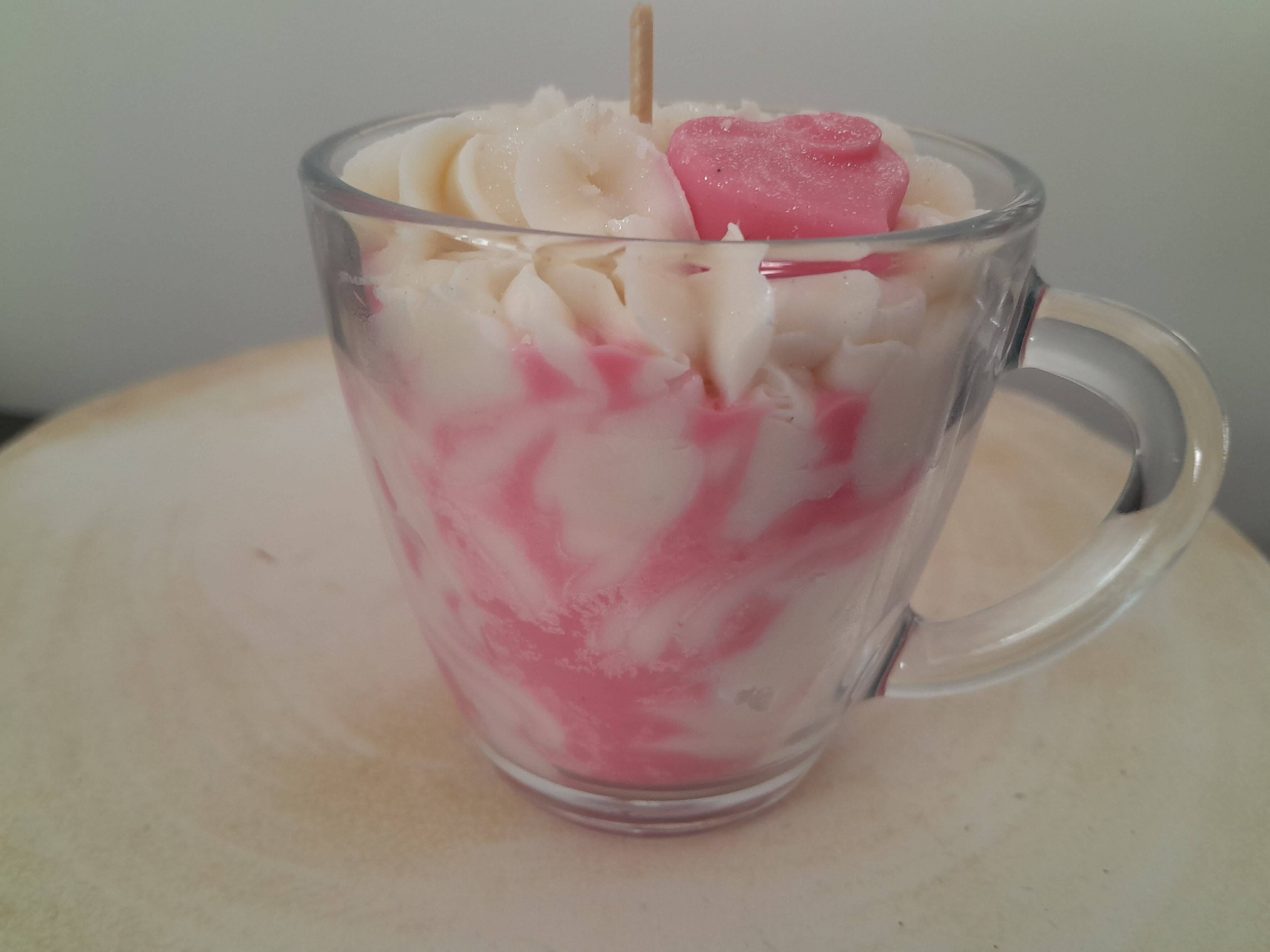 Candela gourmet in tazza artigianale profumata alla mela candita